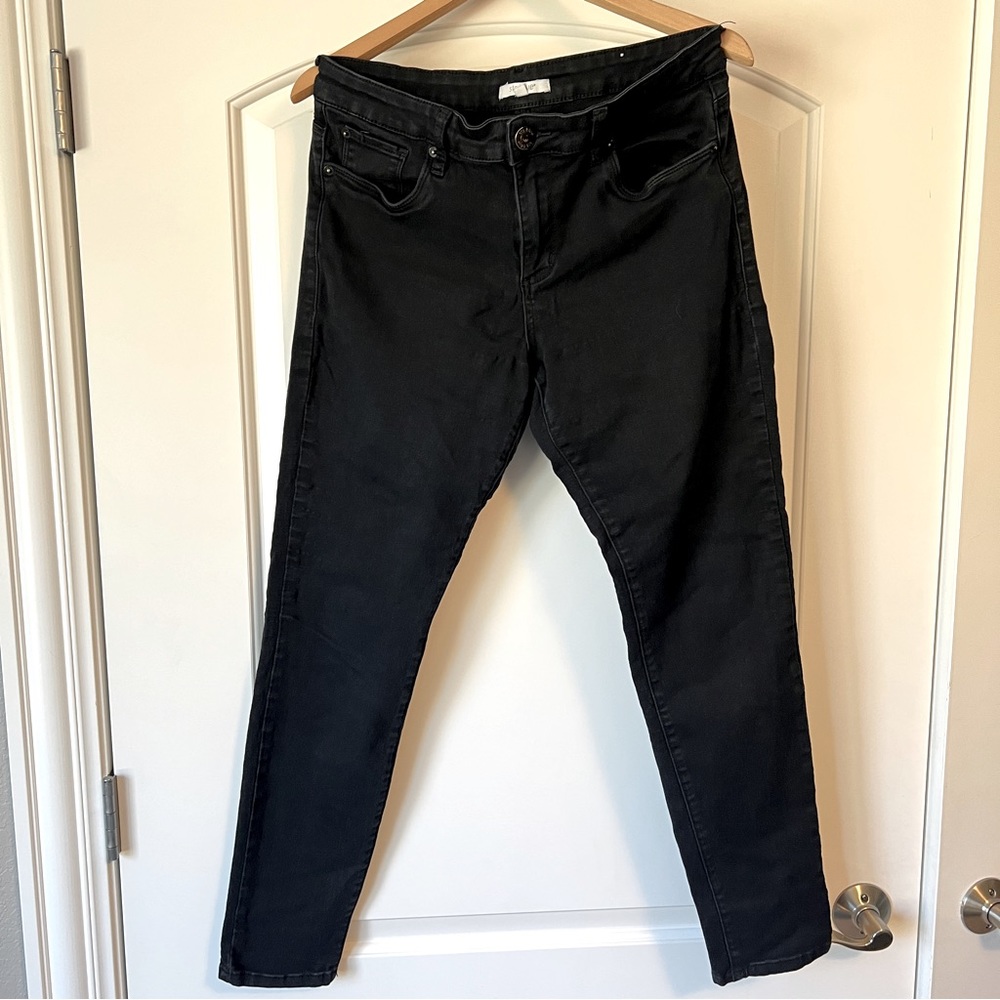 Black Skinny Jeans